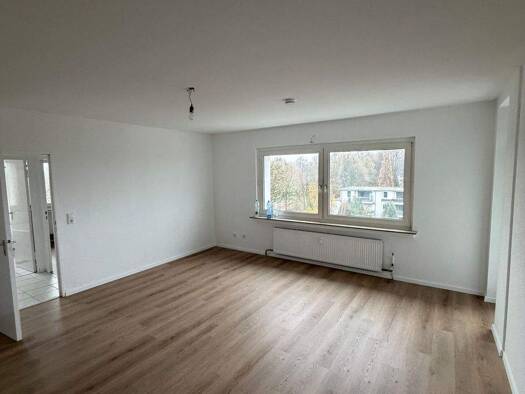 Wohnung zur Miete 580 € 3 Zimmer 68 m² 6. Geschoss frei ab 01.01.2026 Am Krausen Bäumchen 1-3 Bergerhausen Essen 45136