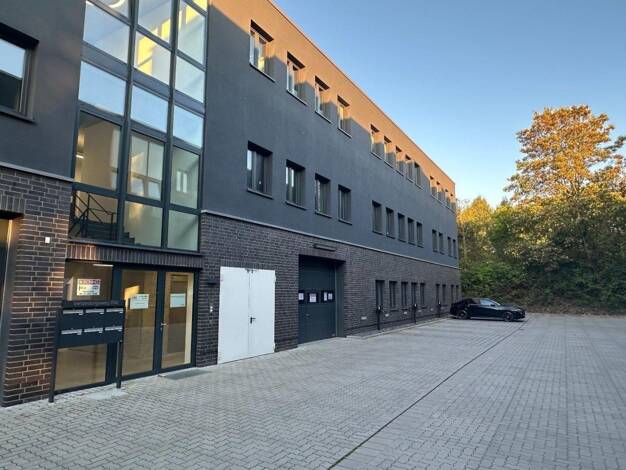 Lagerhalle zur Miete 11,25 € 847 m² Lagerfläche teilbar ab 423 m² Halstenbek 25469