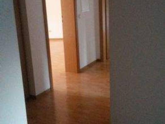 Wohnung zur Miete 470 € 2 Zimmer 61,4 m² 2. Geschoss frei ab 01.04.2026 Christian-Kreuzer-Str. 4 Altenstadt Altenstadt a.d.Waldnaab 92665