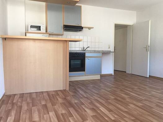 Wohnung zur Miete 260 € 2 Zimmer 43,1 m² 2. Geschoss Meßbacher Straße 70 Südvorstadt Plauen 08527