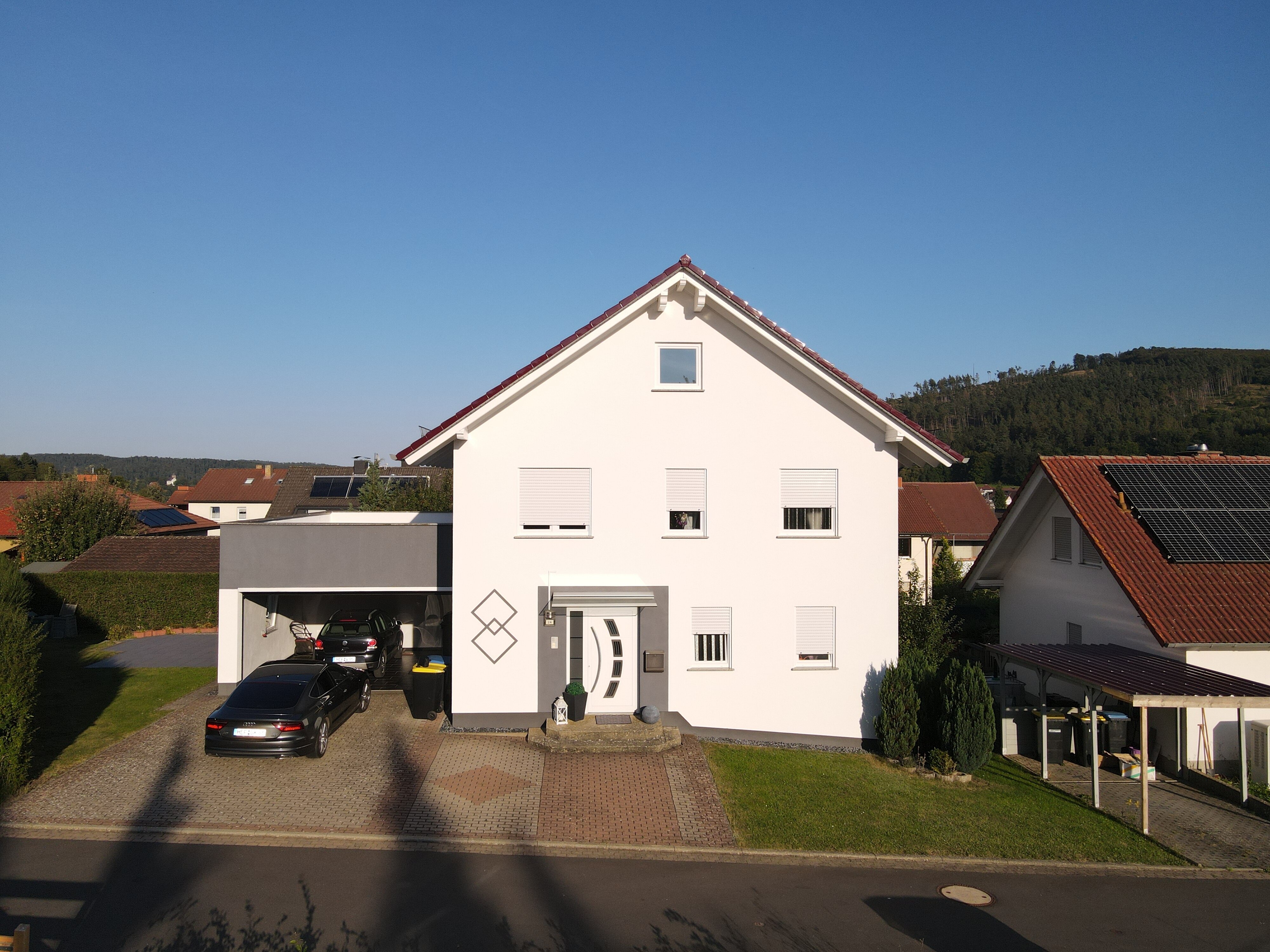 Mehrfamilienhaus zum Kauf 447.000 € 5 Zimmer 160 m²<br/>Wohnfläche 568 m²<br/>Grundstück 01.01.2025<br/>Verfügbarkeit Raboldshausen Neuenstein 36286