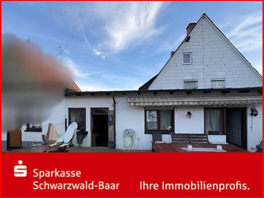 Doppelhaushälfte zum Kauf 190.000 € 5 Zimmer 115 m² 413 m² Grundstück Schwenningen Villingen-Schwenningen 78054