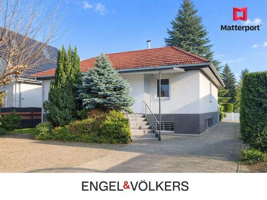 Bungalow zum Kauf 450.000 € 3 Zimmer 109 m² 845 m² Grundstück frei ab sofort Blumberg Ahrensfelde 16356