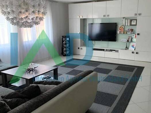 Haus zum Kauf 790.000 € 9 Zimmer 330 m² 2.427 m² Grundstück Hörblach Schwarzach am Main / Hörblach 97359