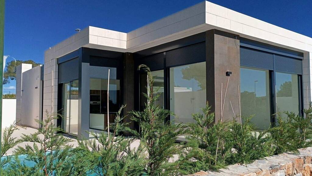 Villa zum Kauf - Erstbezug provisionsfrei 594.000 € 4 Zimmer 131 m² 328 m² Grundstück Pilar de la Horadada 03191