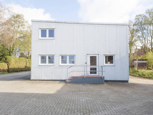 Bürofläche zur Miete 550 € 3 Zimmer 69 m² Bürofläche Süderbrarup 24392