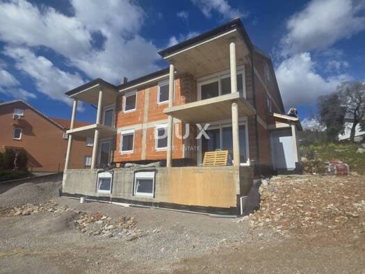 Haus zum Kauf 650.000 € 10 Zimmer 225 m² Osijek