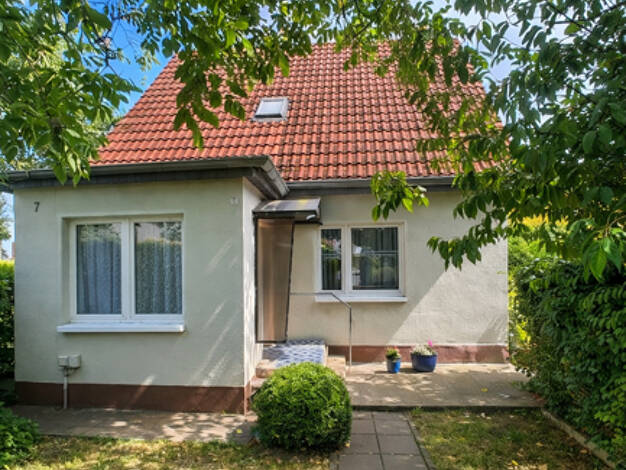 Einfamilienhaus zum Kauf 185.000 € 3 Zimmer 100 m² 463 m² Grundstück Grünhufe 7 Grünthal-Viermorgen Stralsund 18437