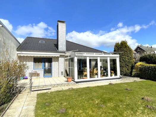Einfamilienhaus zum Kauf 319.000 € 3,5 Zimmer 116 m² 800 m² Grundstück Wulsdorf Wulsdorf 27572