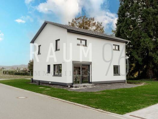 Einfamilienhaus zum Kauf 629.000 € 5 Zimmer 123,6 m² 602 m² Grundstück Unterzettlitz Bad Staffelstein 96231