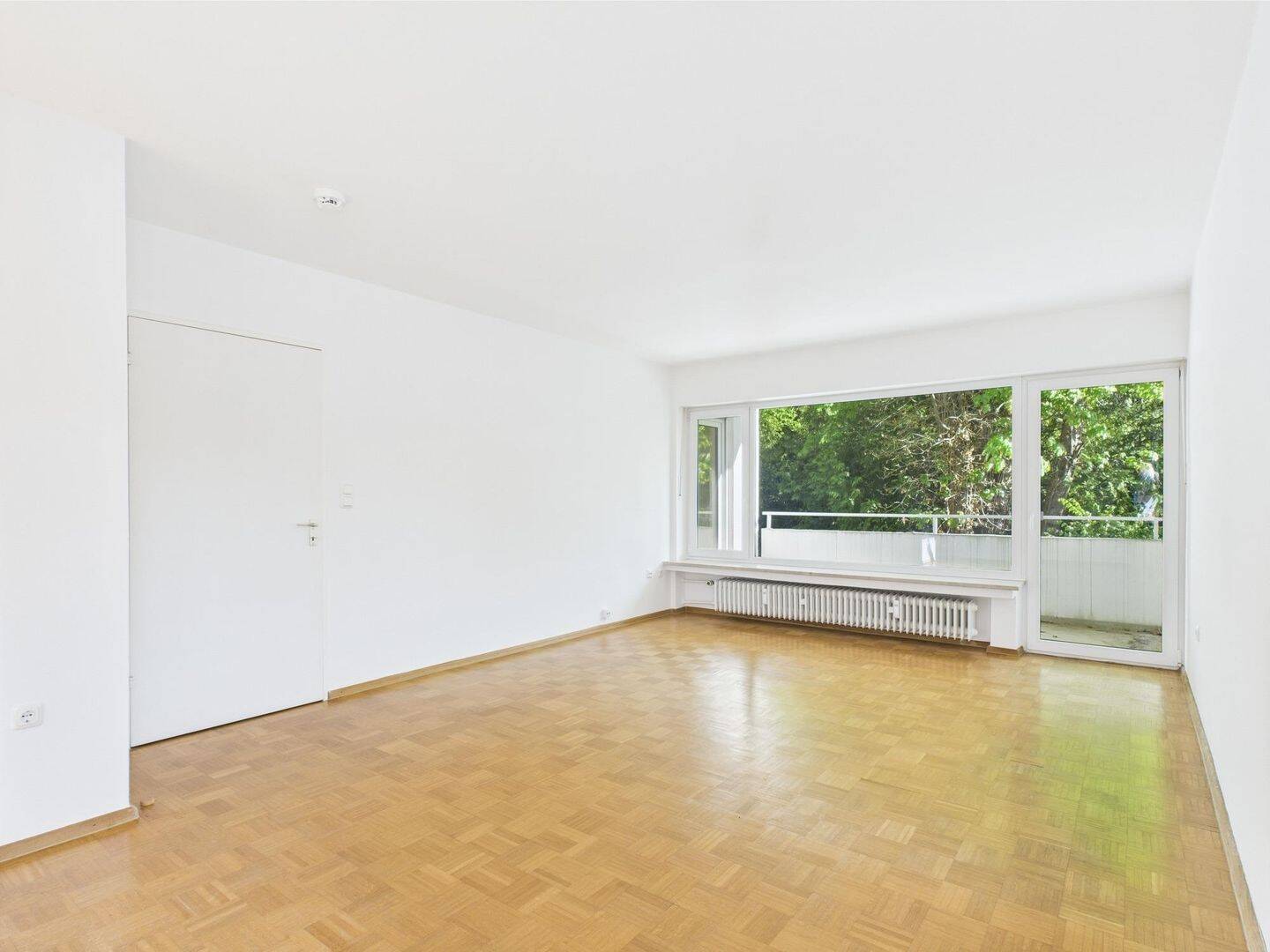 Helle & ideal geschnittene 3-Zimmer-Wohnung mit Südloggia