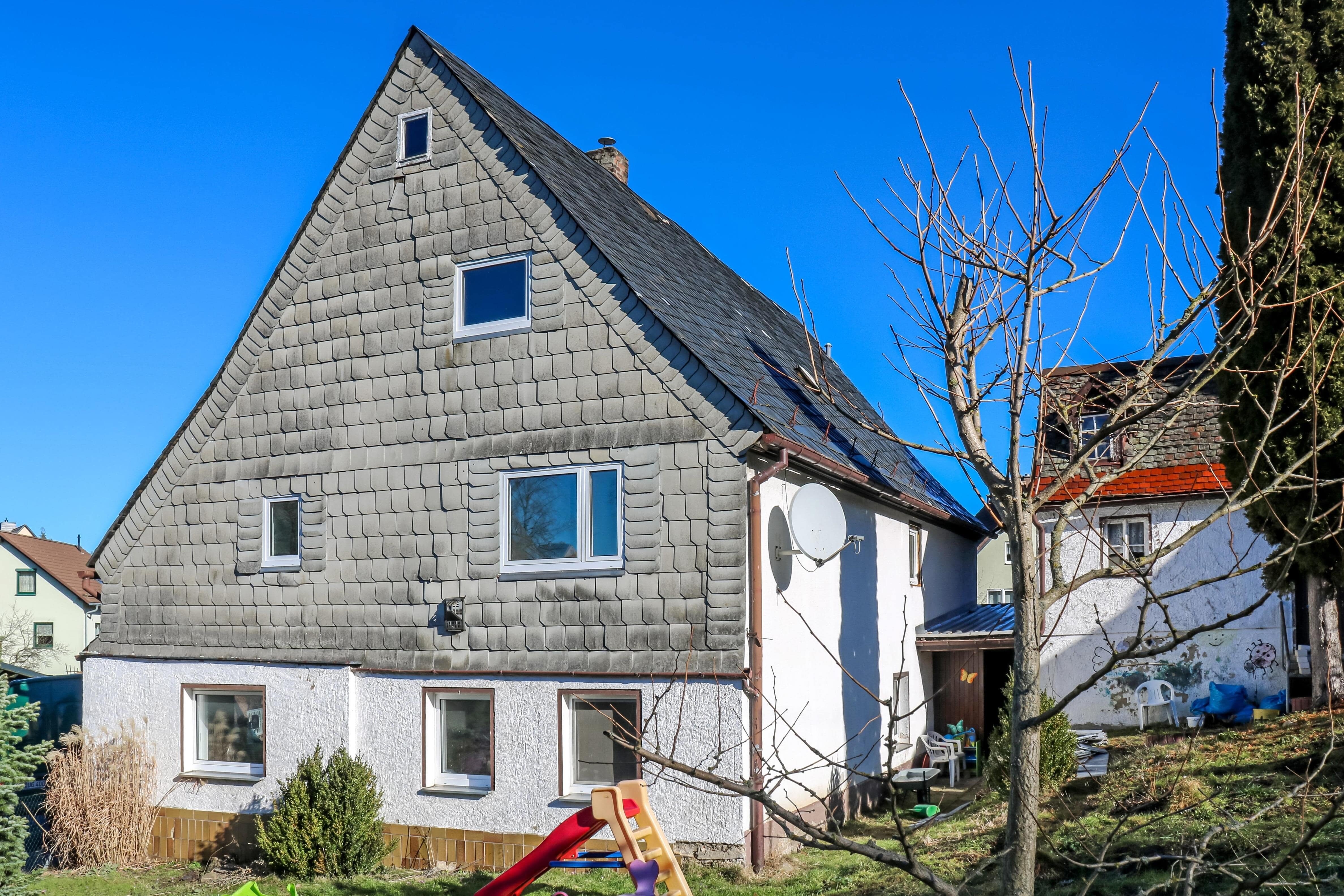 Einfamilienhaus zum Kauf 120.000 € 8 Zimmer 215 m²<br/>Wohnfläche 930 m²<br/>Grundstück Schellenberg Leubsdorf 09573