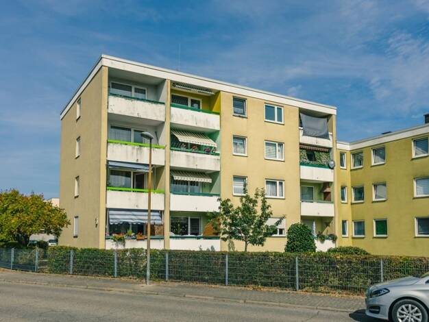 Wohnung zur Miete nur mit Wohnberechtigungsschein 353 € 2 Zimmer 59,1 m² 3. Geschoss frei ab 04.09.2026 Föhrenweg 3 Haßloch 67454