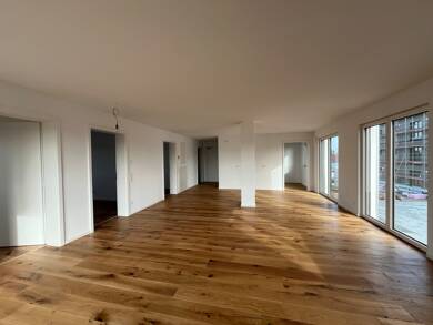 Wohnung zur Miete 1.080 € 4 Zimmer 110,2 m² 1. Geschoss Kirchenlaibach Speichersdorf 95649