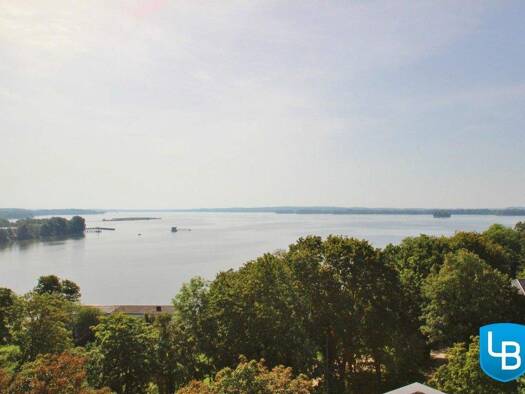 Wohnung zur Miete 580 € 2 Zimmer 48,3 m² 6. Geschoss frei ab 01.04.2026 Plön 24306