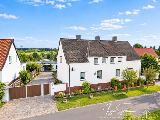 Doppelhaushälfte zum Kauf 155.000 € 4 Zimmer 114 m² 3.773 m² Grundstück Calvörde Calvörde 39359