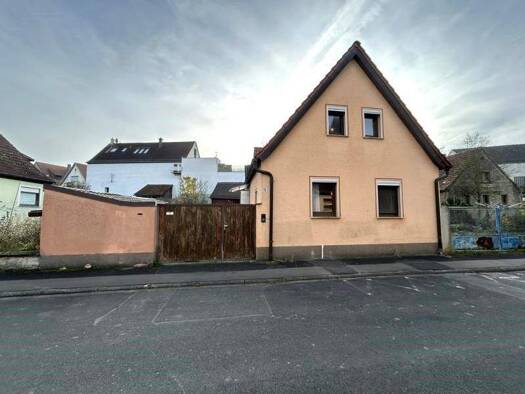 Einfamilienhaus zum Kauf 95.000 € 5 Zimmer 85 m² 310 m² Grundstück Obervolkach Volkach / Obervolkach 97332