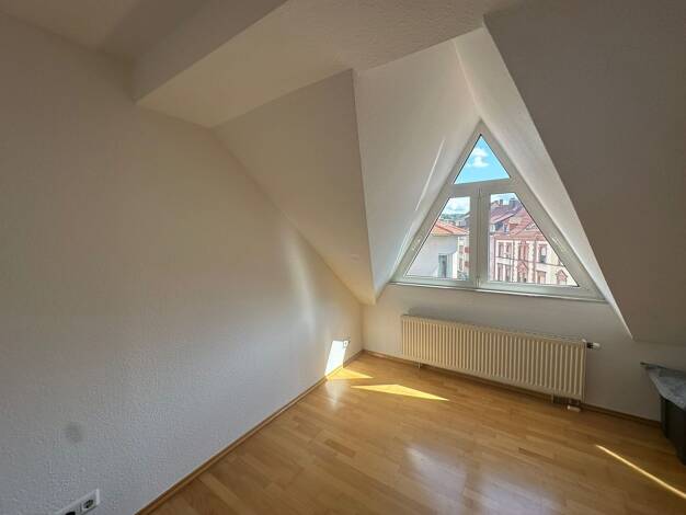 Wohnung zur Miete 720 € 3 Zimmer 80 m² frei ab sofort Innenstadt Kaiserslautern 67655