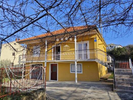 Haus zum Kauf 449.000 € 7 Zimmer 247 m² Bibinje Bibinje