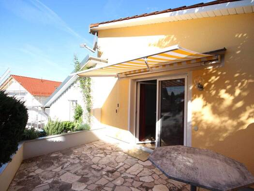 Wohnung zur Miete 990 € 3,5 Zimmer 90 m² frei ab 01.06.2026 Achdorf Landshut 84036