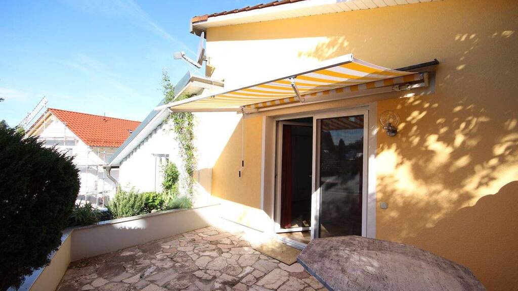 Wohnung zur Miete 990 € 3,5 Zimmer 90 m² frei ab 01.06.2026 Achdorf Landshut 84036