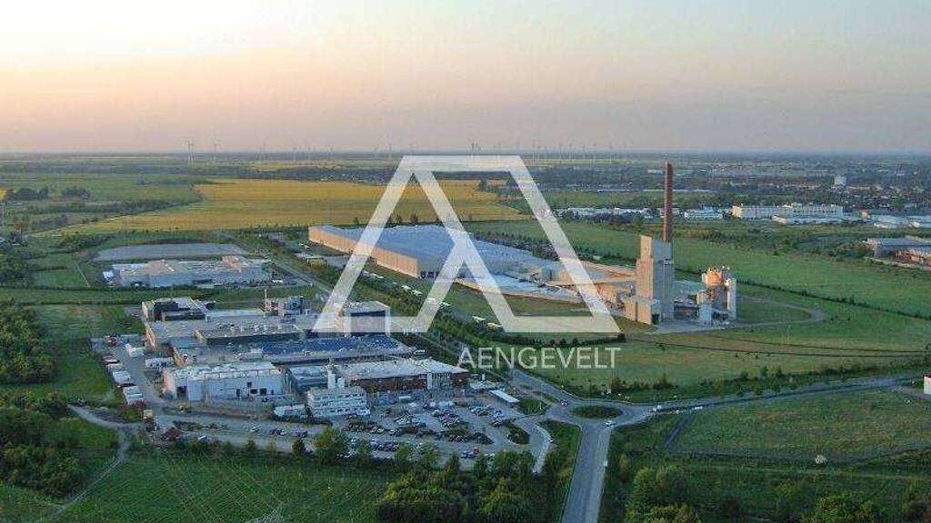 Halle/Industriefläche zur Miete provisionsfrei 3,50 € 3.650 m² Lagerfläche teilbar ab 450 m² Guardianstraße 16 Thalheim Bitterfeld-Wolfen 06766