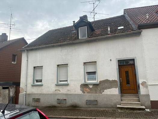Mehrfamilienhaus zum Kauf 139.000 € 8 Zimmer 160 m² 195 m² Grundstück Innenstadt Neunkirchen 66538