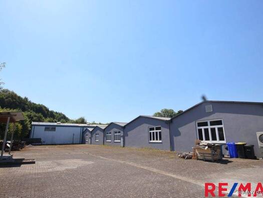 Lagerhalle zum Kauf 990.000 € 2.662 m² Lagerfläche Brenken Büren 33142