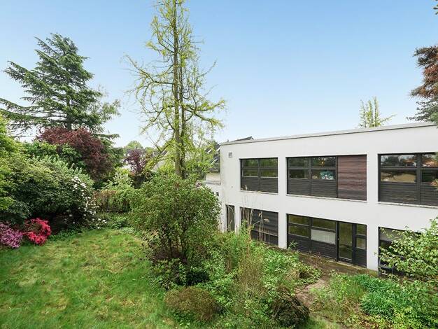 Haus zum Kauf 995.000 € 14 Zimmer 305,7 m² 900 m² Grundstück Benrath Stadtbezirk 9 40593