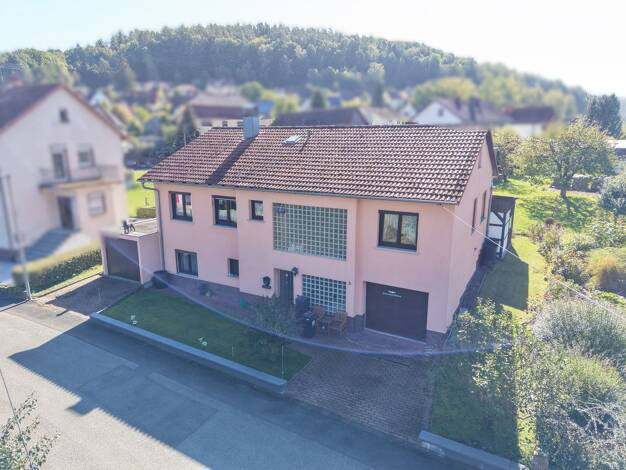 Einfamilienhaus zum Kauf 168.000 € 5 Zimmer 122 m² 495 m² Grundstück Mittelberg Rödental 96472