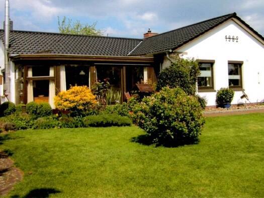 Einfamilienhaus zum Kauf 295.000 € 6 Zimmer 132 m² 978 m² Grundstück frei ab sofort Oster-Ohrstedt 25885