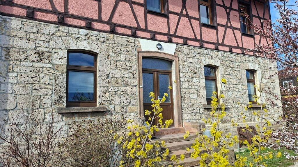 Immobilie zum Kauf 430.000 € 7 Zimmer 190 m² 833 m² Grundstück frei ab 15.10.2026 Frankendorf 99441