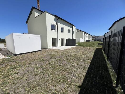 Reihenmittelhaus zum Kauf - Erstbezug 451.773 € 6 Zimmer 128,1 m² 351,8 m² Grundstück Attnang-Puchheim 4800