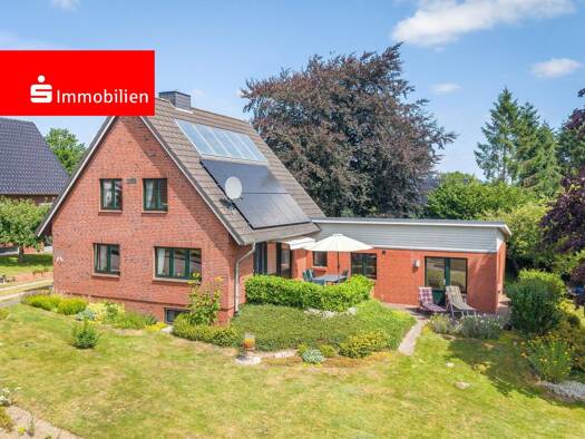 Mehrfamilienhaus zum Kauf 395.000 € 7 Zimmer 142,6 m² 1.119 m² Grundstück Groß Wittensee 24361