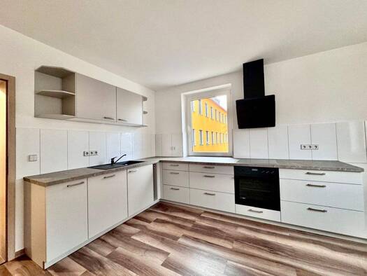 Wohnung zur Miete 455 € 2 Zimmer 65 m² 1. Geschoss Zwickauer Straße 288 Schönau Chemnitz / Altendorf 09116