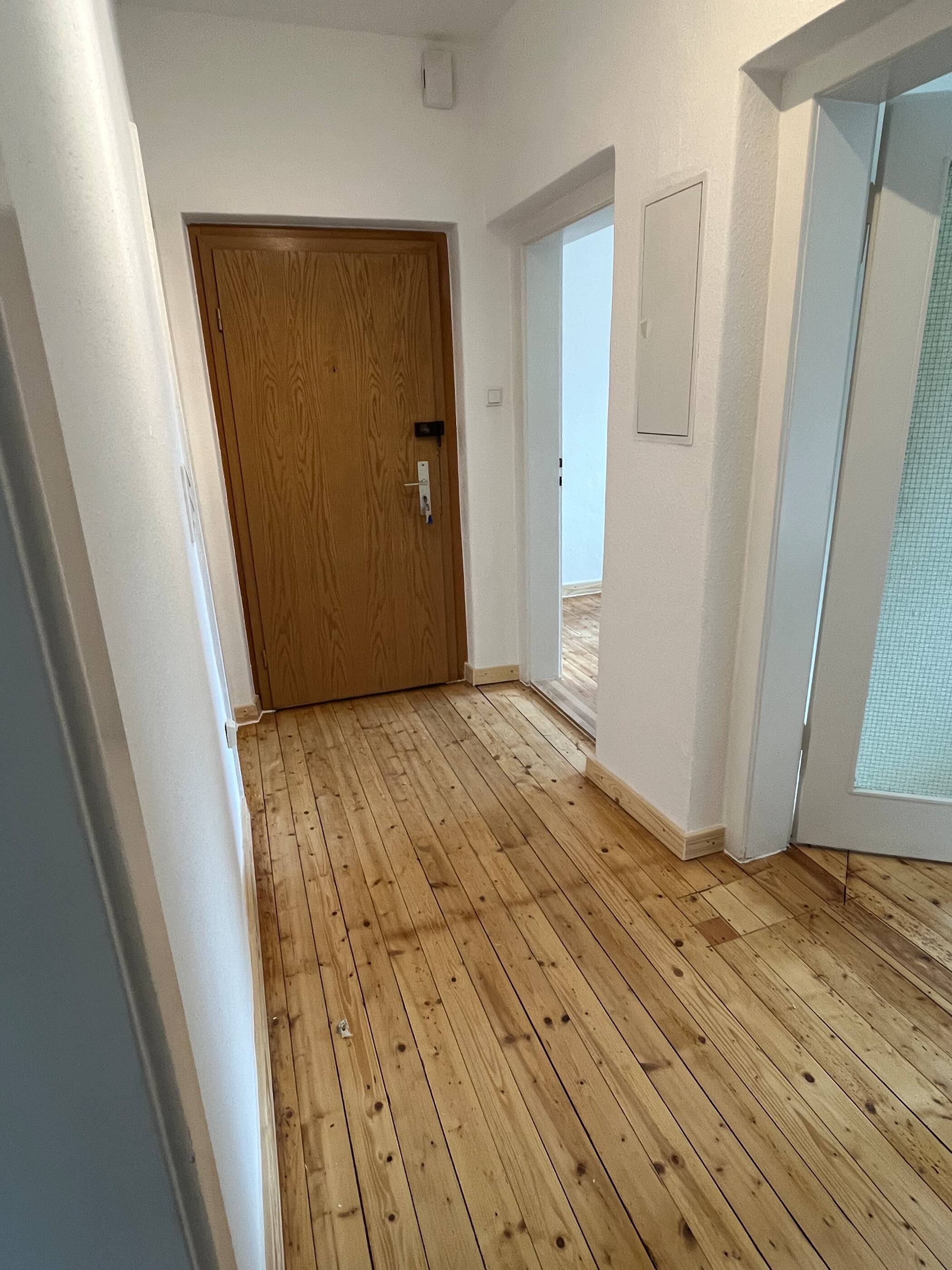 Charmante 3-Zimmer-Wohnung mit Holzdielen in zentraler, grüner Lage Nürnbergs – Nürnberg – Vorschaubild 9