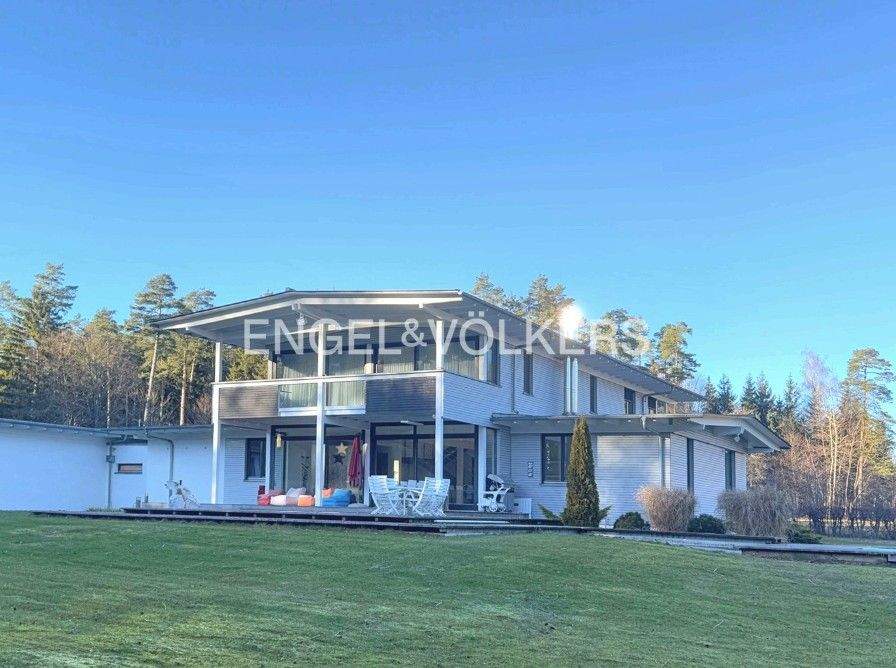 Immobilie in Eckental - Exklusives Villenanwesen mit separatem Gästehaus auf wunderbarem Parkgrundstück - Bild 0