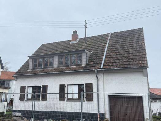 Einfamilienhaus zum Kauf 139.000 € 125,5 m² 400 m² Grundstück Altenkessel Saarbrücken 66126
