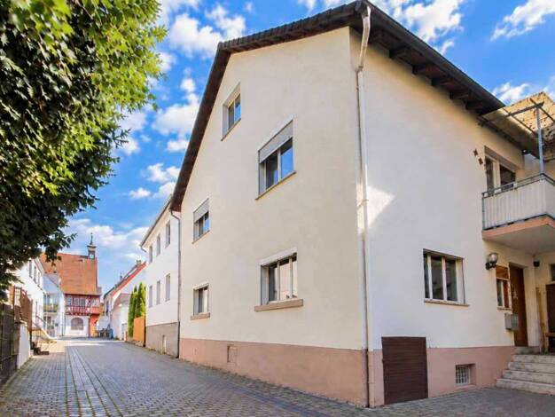 Einfamilienhaus zum Kauf 149.500 € 7 Zimmer 130 m² 240 m² Grundstück Wörth a.Main 63939