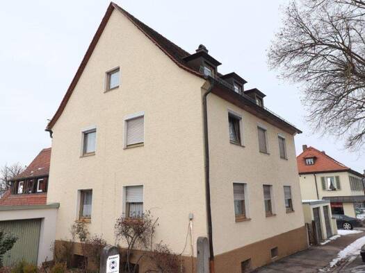 Mehrfamilienhaus zum Kauf 299.000 € 9 Zimmer 172 m² 209 m² Grundstück Ansbach 91522
