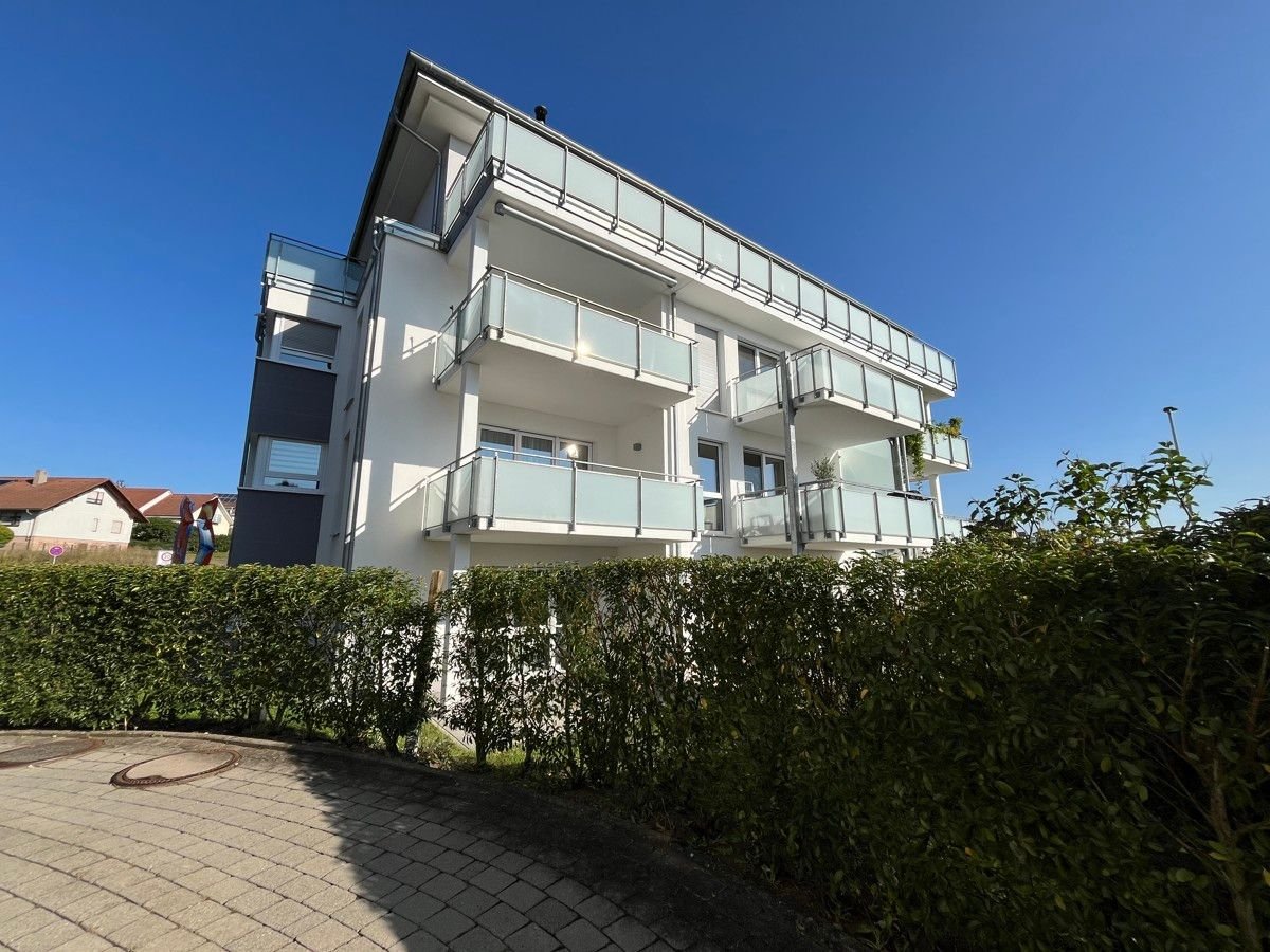 Wohnung zur Miete 820 € 3,5 Zimmer 81,2 m²<br/>Wohnfläche EG<br/>Geschoss 01.11.2024<br/>Verfügbarkeit Hausen Rottweil / Hausen 78628