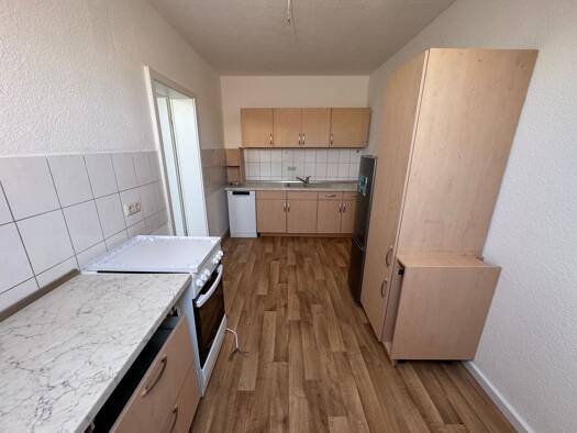 Wohnung zur Miete 300 € 2 Zimmer 69,7 m² 3. Geschoss Brüderstraße 7 Weida Weida 07570