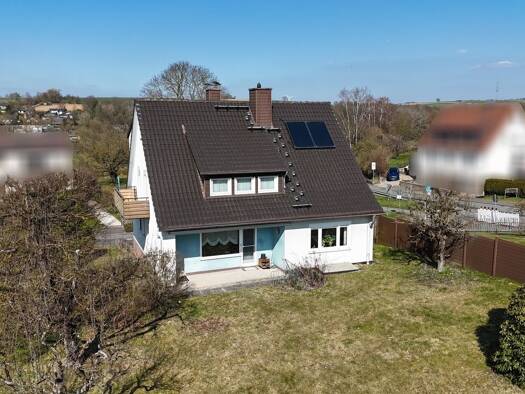 Einfamilienhaus zum Kauf 215.000 € 6 Zimmer 154,4 m² 1.094 m² Grundstück Immenhausen 34376