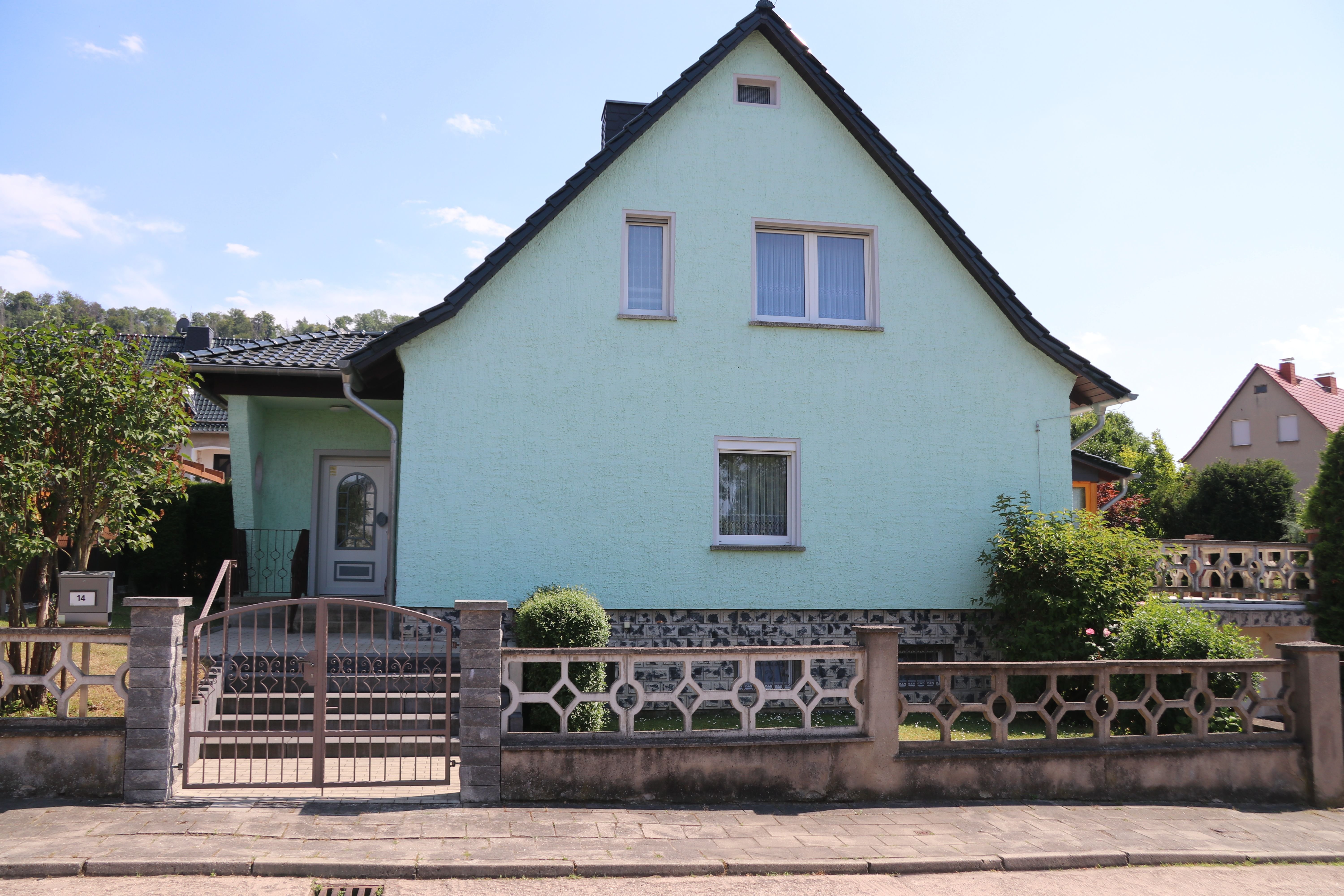 Einfamilienhaus zum Kauf provisionsfrei 349.000 € 7 Zimmer 170 m²<br/>Wohnfläche 604 m²<br/>Grundstück Bad Bibra Bad Bibra 06647