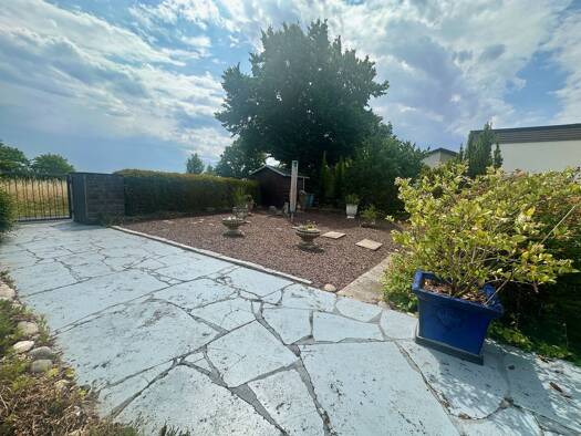 Bungalow zur Miete 1.980 € 5 Zimmer 185 m² 525 m² Grundstück Heuchelhof Würzburg 97084