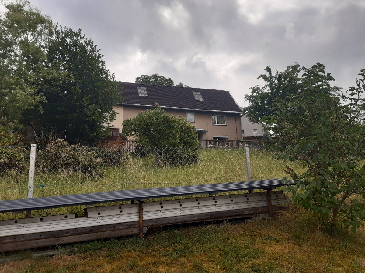 Einfamilienhaus zum Kauf 40.000 € 4 Zimmer 100 m²<br/>Wohnfläche 910 m²<br/>Grundstück Höhenweg 2 Nossen Nossen 01683