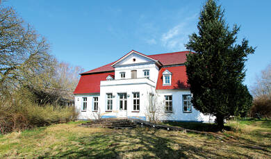Herrenhaus zum Kauf 77.000 € 1 Zimmer 800 m² 19.054 m² Grundstück Zum Bollwerk 11 Pentin Gützkow 17506