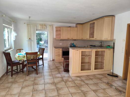 Haus zum Kauf provisionsfrei 259.000 € 4 Zimmer 125 m² 1.359 m² Grundstück Neuhausen Neuhausen / Spree 03058