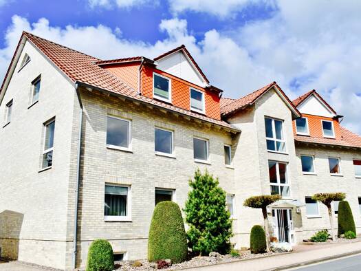 Wohnung zur Miete 725 € 2 Zimmer 75 m² Springe Springe 31832