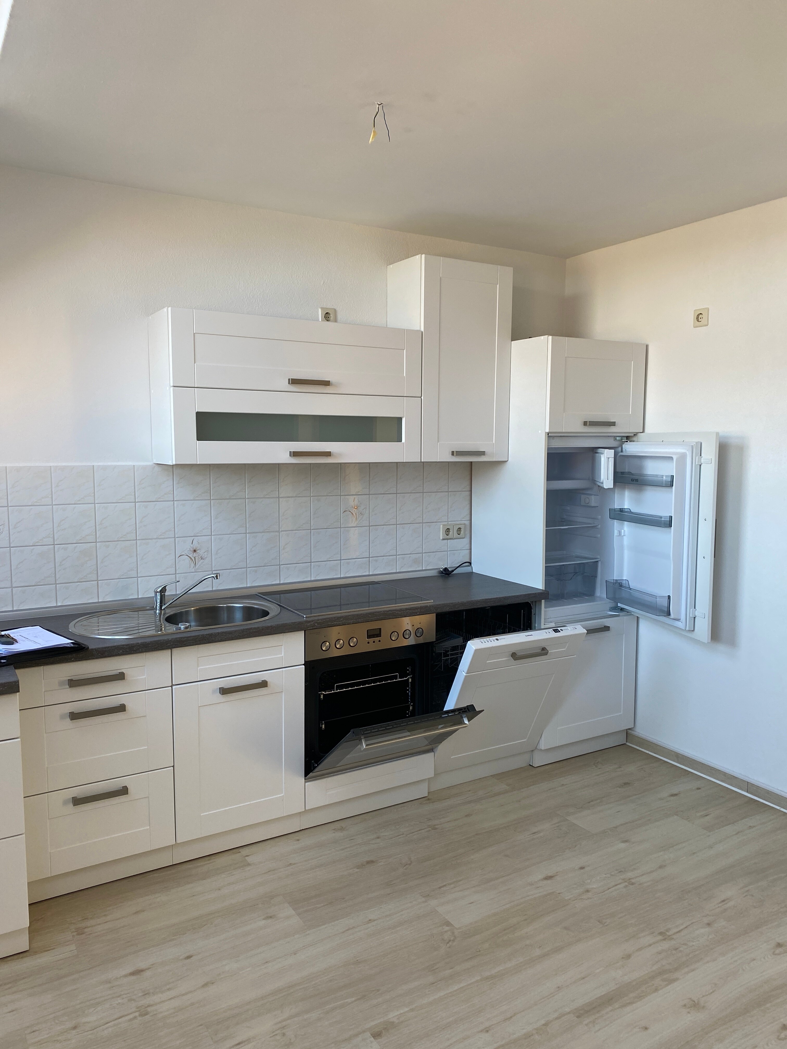 Wohnung zur Miete 435 € 2 Zimmer 67,2 m²<br/>Wohnfläche 3.<br/>Geschoss ab sofort<br/>Verfügbarkeit Händelstr. 16 Wilkau-Haßlau Wilkau-Haßlau 08112